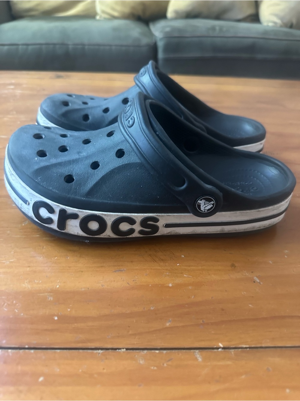 Crocs Men’s & Women’s classic Clog - Black